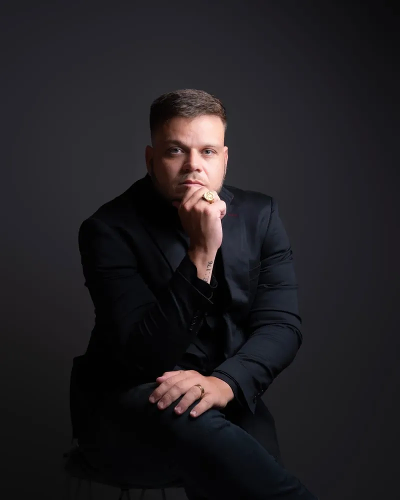 Luis Moreira, coo · sócio-fundador da LTJ Corretora